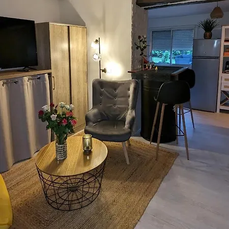 Love Room Avec Spa Nerac Exterior photo